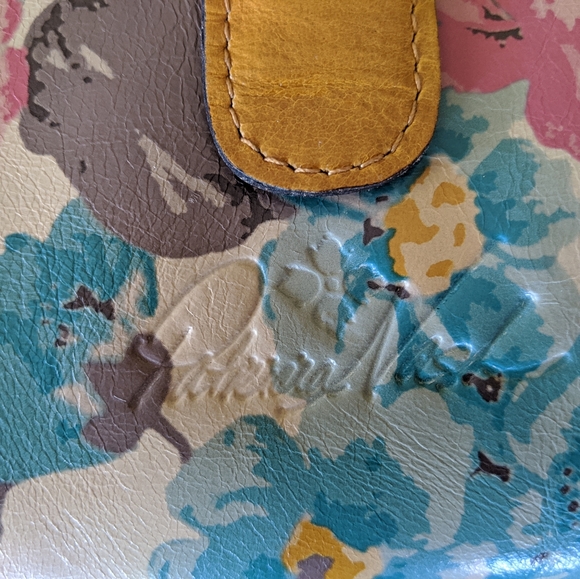 Patricia Nash Wallet Wristlet First Bloom P581326 - Picture 2 of 7